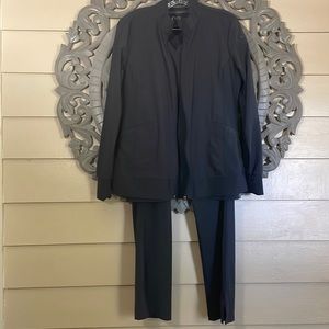 Cherokee iflex Gray Scrub Set